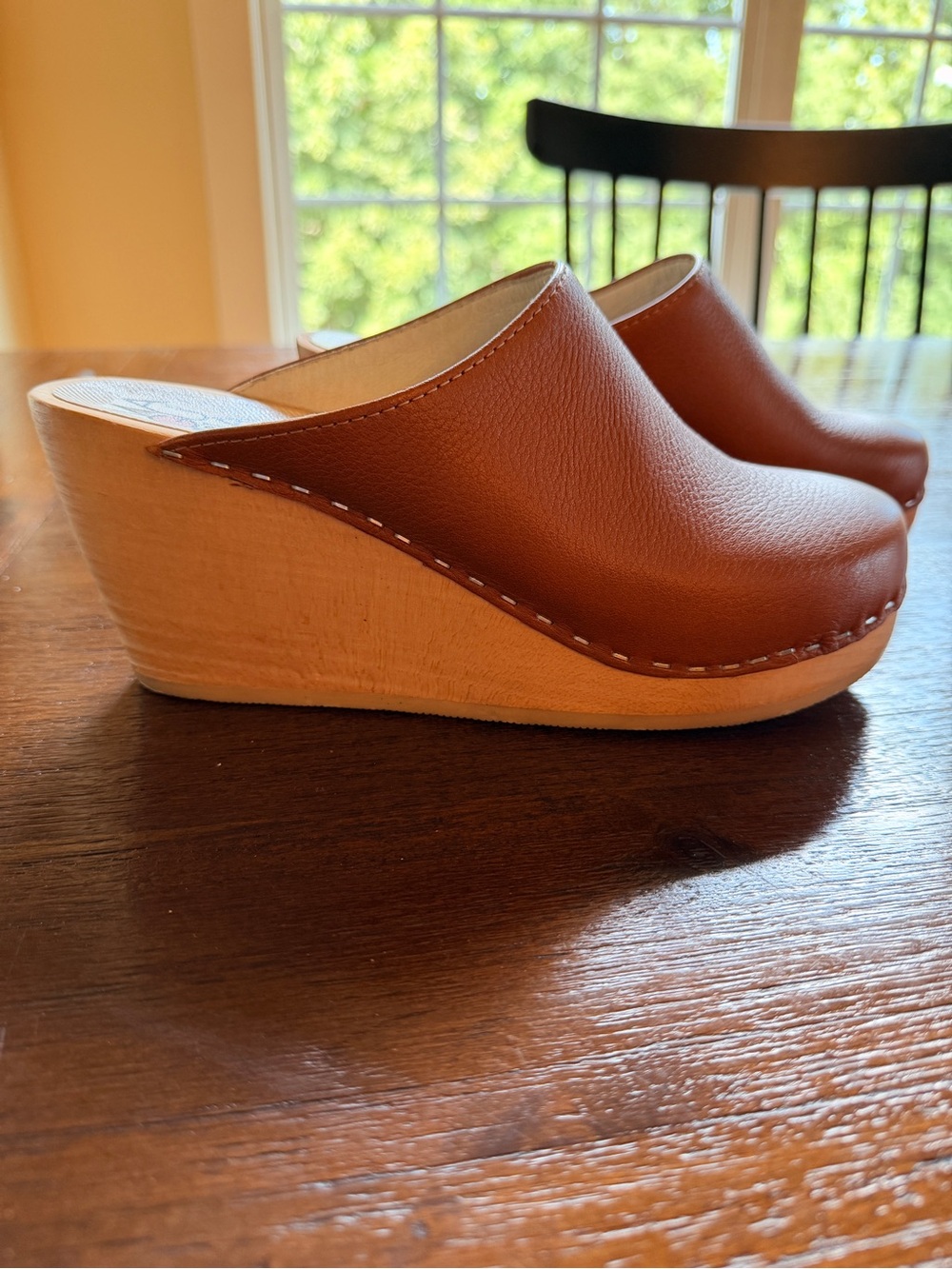MAGUBA Swedish Women’s Leather Wedge Clog in Cognac
